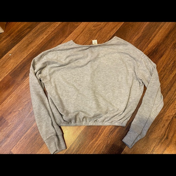 Cropped sweater - Picture 2 of 2